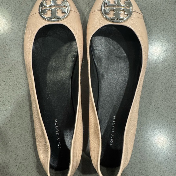 Tory Burch Women's Beige Ballet Flats - Picture 1 of 5